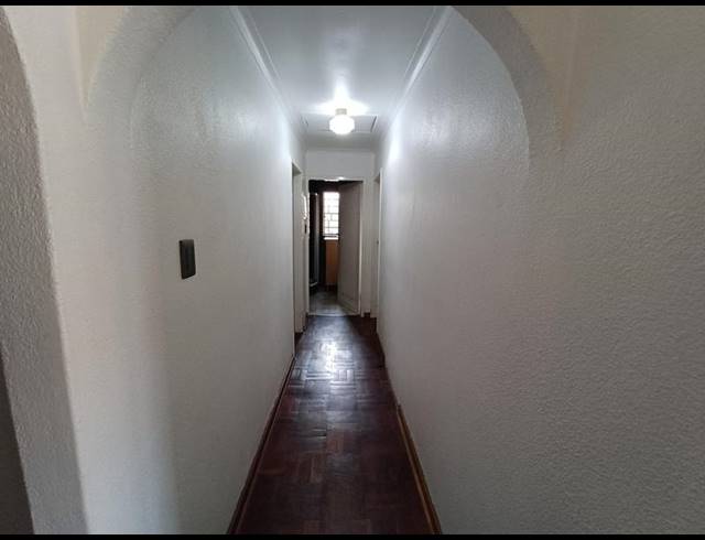 6 BEDROOM HOUSE FOR SALE IN LAUDIUM